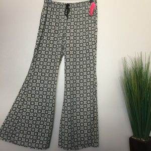 Xhilaration Woven Flare Pants Black and White